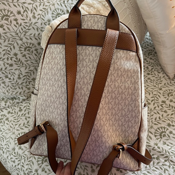 Sheila Medium Logo Backpack - Picture 2 of 2